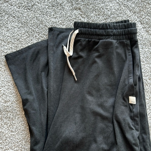 Vuori Pants - Vuori sweatpants